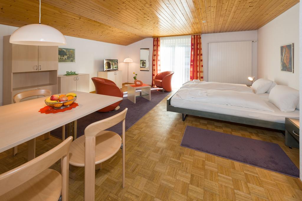 Appartamento Postgebaeude Grächen Esterno foto